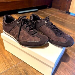 Coach logo sneaker, brown size 6.5